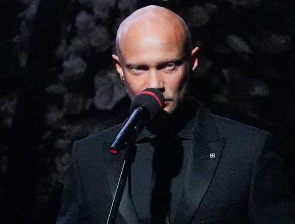 Дмитрия Хрусталева высадили из самолета