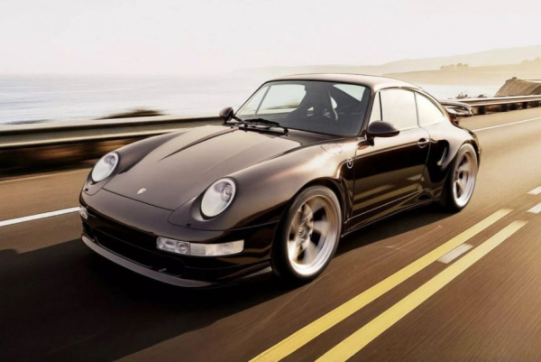 Классический Porsche 993 стал электромобилем Everrati Классический Porsche 993 стал электромобилем Everrati