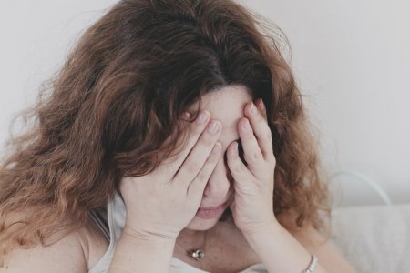 Врач перечислил признаки, которые указывают на тромб в головном мозге Врач перечислил признаки, которые указывают на тромб в головном мозге