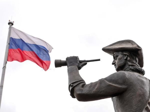 Почему у российского флага такие цвета