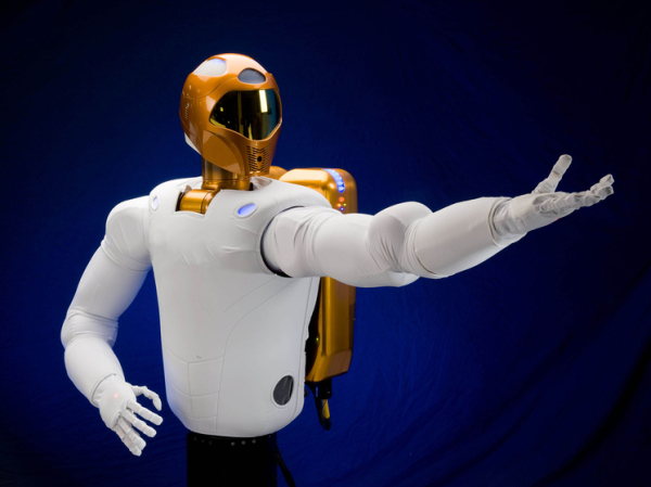 Робот-гуманоид стал студентом университета: будущее стало настоящим