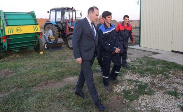 «Труд кормит, одевает и делает государство могучим»