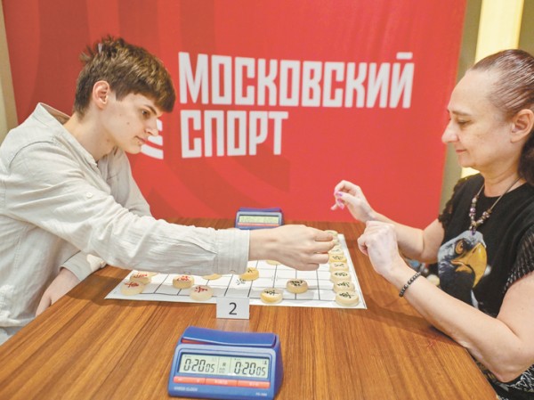 В отеле Soluxe Moscow прошел Кубок посла Китая по логической настольной игре вэйци
