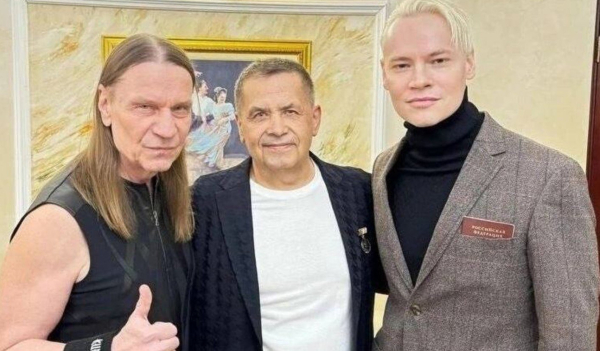 Николай Расторгуев нагрубил журналистам Николай Расторгуев нагрубил журналистам