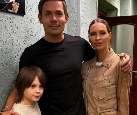 Стас Пьеха не торопится устраивать свою личную жизнь Стас Пьеха не торопится устраивать свою личную жизнь