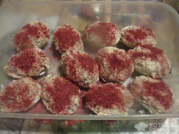 Рецепт: Закуска "Фаршированные яйца" - с недорогой рыбной консервой Рецепт: Закуска "Фаршированные яйца" - с недорогой рыбной консервой