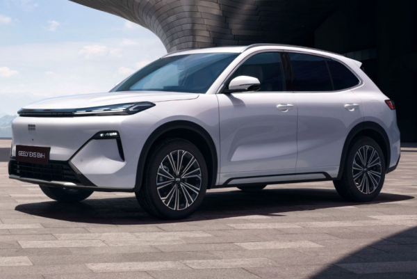 Кроссовер Geely EX5 в России: теперь и гибрид Кроссовер Geely EX5 в России: теперь и гибрид