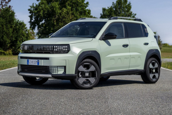 Fiat Grande Panda обрел базовую версию с «механикой»  Fiat Grande Panda обрел базовую версию с «механикой»