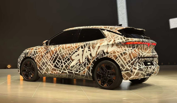 Хэтчбек Cupra Raval станет первенцем нового семейства Хэтчбек Cupra Raval станет первенцем нового семейства