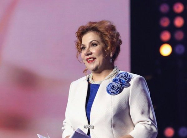 Марина Федункив опровергла слухи о сделанных ей пластических операциях Марина Федункив опровергла слухи о сделанных ей пластических операциях