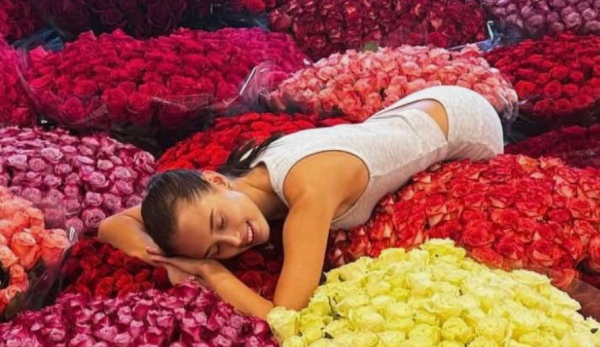 Григорий Лепс подарил невесте браслет стоимостью в квартиру Григорий Лепс подарил невесте браслет стоимостью в квартиру