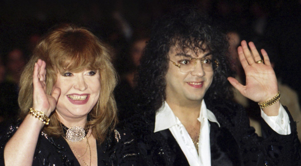 Стало известно, кто в браке Киркорова и Пугачевой был главным "добытчиком" Стало известно, кто в браке Киркорова и Пугачевой был главным "добытчиком"