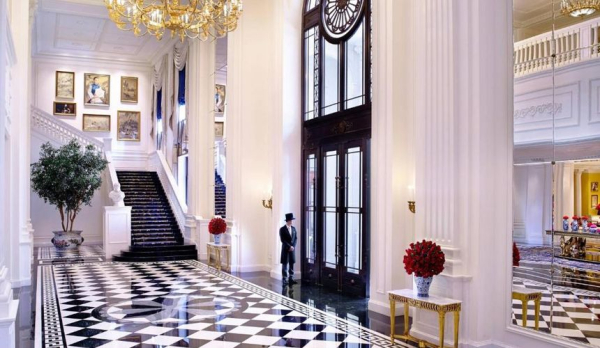 Дворец у реки: чем примечателен отель Ritz-Carlton в Китае, где остановился Путин Дворец у реки: чем примечателен отель Ritz-Carlton в Китае, где остановился Путин