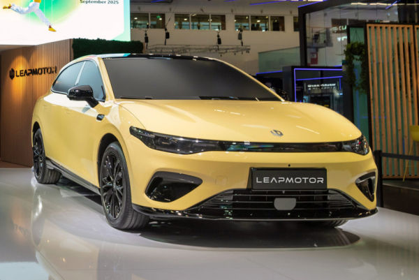 В Германии дебютировал хэтчбек Leapmotor B05 В Германии дебютировал хэтчбек Leapmotor B05