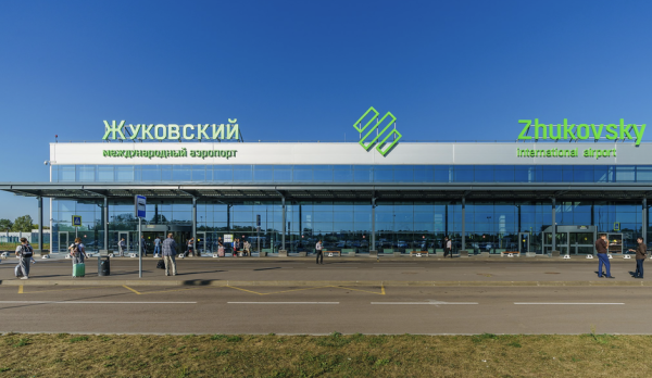 С пассажиров «Уральских авиалиний» в Жуковском брали незаконный сбор за багаж С пассажиров «Уральских авиалиний» в Жуковском брали незаконный сбор за багаж