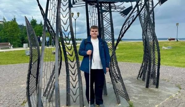 Сотрудники аэропорта Ижевска забыли о слепом пассажире из-за пересменки Сотрудники аэропорта Ижевска забыли о слепом пассажире из-за пересменки