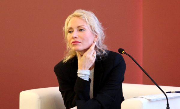 Екатерина Гордон рассказала о попытках Романа Товстика переманить ее на свою сторону Екатерина Гордон рассказала о попытках Романа Товстика переманить ее на свою сторону