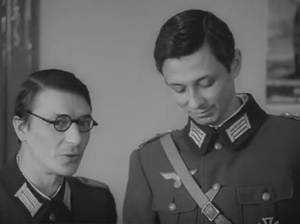 Юбилей скандального фильма: "Вариант "Омега" снял угонщик самолета