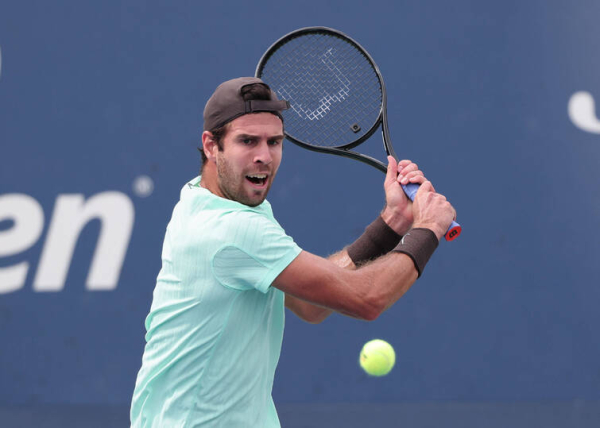 Юная Мирра Андреева осталась первой ракеткой России