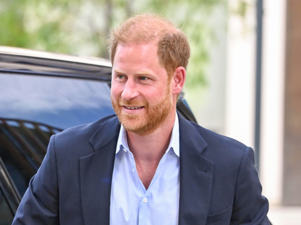 «Кавалер вернется в город»: принц Гарри отметил свое рождение словами о примирении