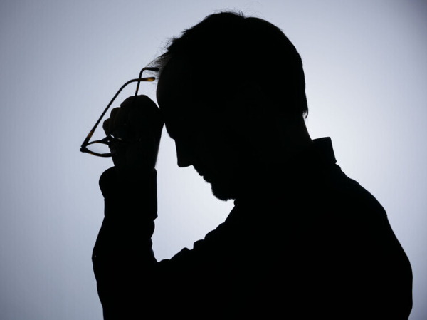 Мигрень выходного дня: ученые объяснили, из-за чего болит голова на отдыхе