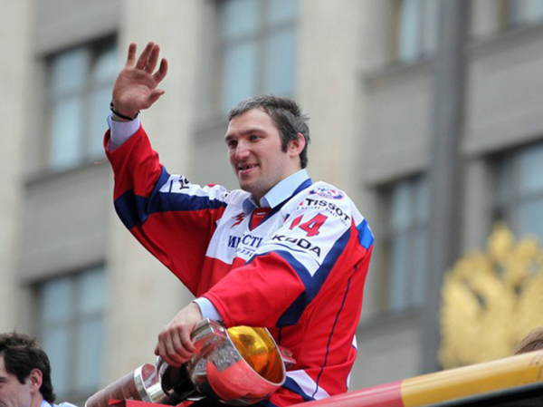 Негаснущая Суперзвезда: Александр Овечкин отмечает юбилей