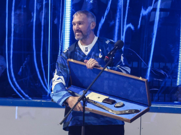 Негаснущая Суперзвезда: Александр Овечкин отмечает юбилей