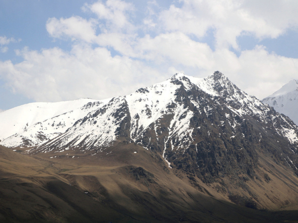 Новая трагедия в горах: на канатной дороге на Эльбрусе погибло три человека