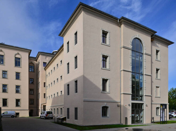 Подозреваемый в похищении маленькой девочки отказался от допроса перед освобождением