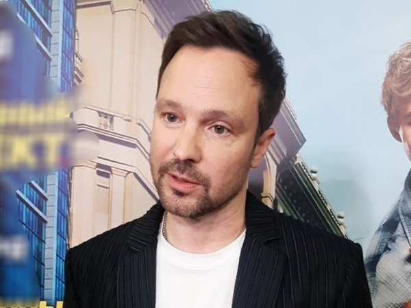 Стало известно, что обманувший на миллионы Чадова продюсер крестил его дочь