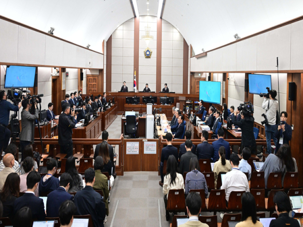 Суд оправдал откусившую насильнику язык женщину спустя 61 год
