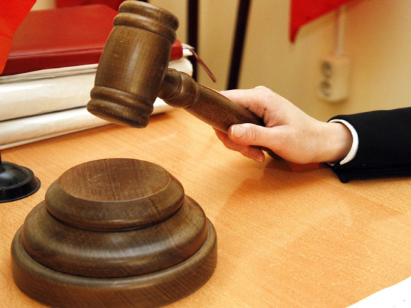 Суд оштрафовал иноагента Слепакова*