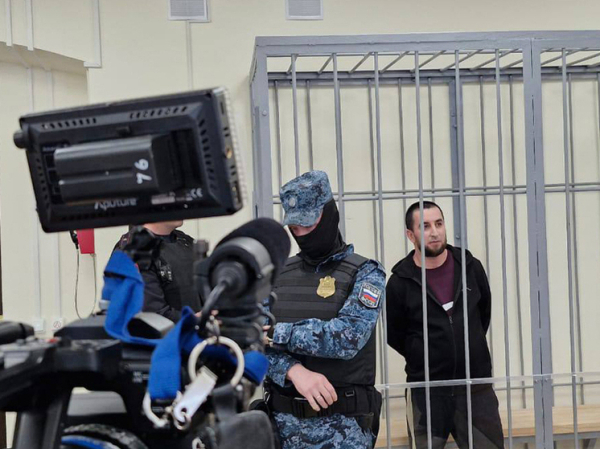 Суд вынес приговор гастарбайтеру, зарубившему топором полковника авиации Селезнева
