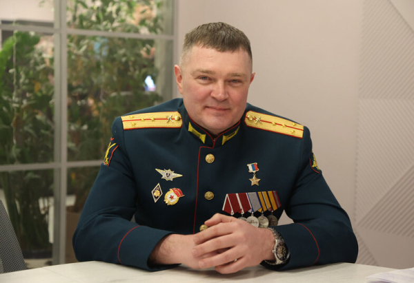 «Товарищ «большой»: Герой России Роман Дебелый рассказал о своем боевом пути