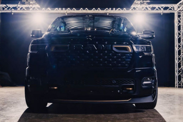 Ram 1500 Lowered: дорожный пикап с компрессорным Hemi V8 Ram 1500 Lowered: дорожный пикап с компрессорным Hemi V8