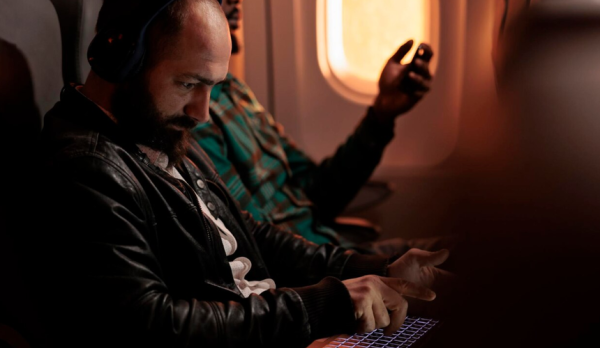 В России приступили к тестам по запуску Wi-Fi в самолетах В России приступили к тестам по запуску Wi-Fi в самолетах
