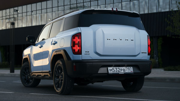 Haval H3 обрел новые версии и продвинутую медиасистему Haval H3 обрел новые версии и продвинутую медиасистему