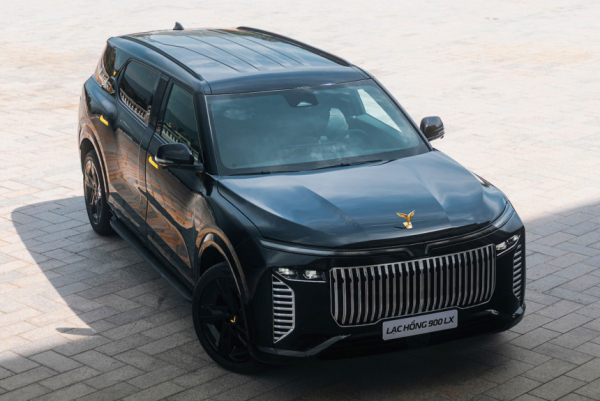 Компания VinFast показала бронированный кроссовер Lac Hong 900 LX  Компания VinFast показала бронированный кроссовер Lac Hong 900 LX