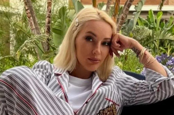 Лера Кудрявцева ответила Ларисе Гузеевой Лера Кудрявцева ответила Ларисе Гузеевой