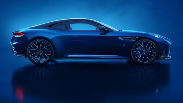 Aston Martin DB12 S: вершина эволюции семейства Aston Martin DB12 S: вершина эволюции семейства