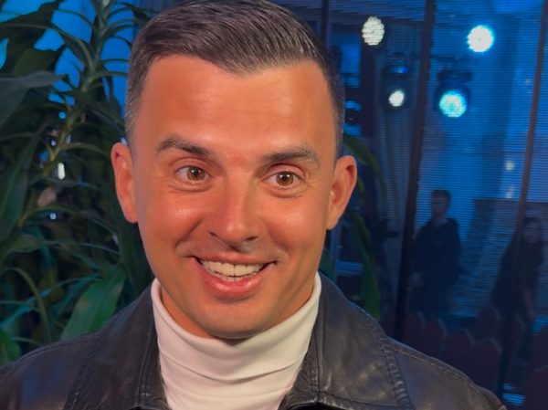 Туриченко из «Иванушек» призвал отказаться от пластических операций