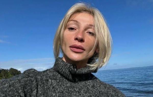 Анастасия Ивлеева рассказала о прекращении общения с друзьями Анастасия Ивлеева рассказала о прекращении общения с друзьями