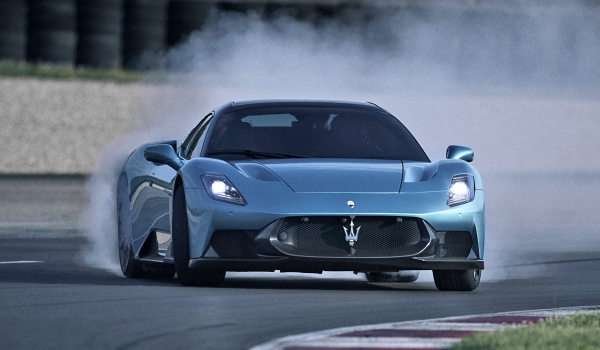 Суперкар Maserati MCPura стал эволюцией модели MC20 Суперкар Maserati MCPura стал эволюцией модели MC20