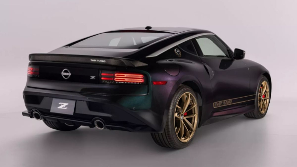 Nissan Z Heritage Edition: теперь ностальгия по девяностым Nissan Z Heritage Edition: теперь ностальгия по девяностым