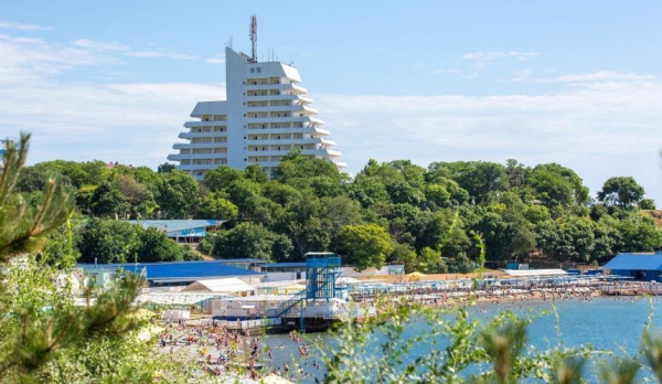 Кондратьев: отелям Анапы выделят 50 миллионов рублей в качестве поддержки Кондратьев: отелям Анапы выделят 50 миллионов рублей в качестве поддержки