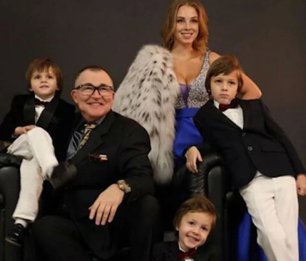 Полина Диброва ответила на вопрос о разводе