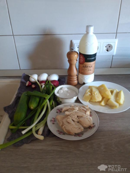 Рецепт: Окрошка на айране - Полезная и освежающая еда в летнюю жару! Рецепт: Окрошка на айране - Полезная и освежающая еда в летнюю жару!