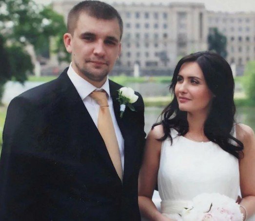 Жена Басты устроила скандал с одной из его поклонниц Жена Басты устроила скандал с одной из его поклонниц
