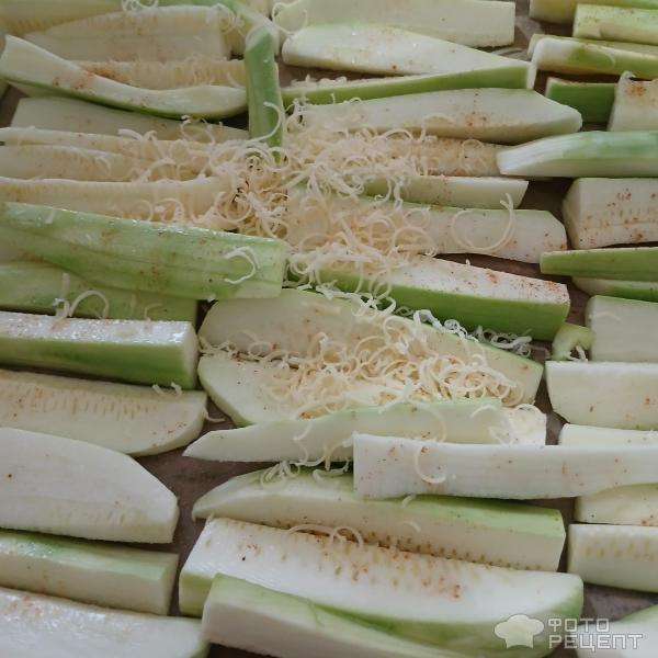 Рецепт: Кабачки в сырной шубке - Кабачки фри, запечённые в духовке с сыром. Рецепт: Кабачки в сырной шубке - Кабачки фри, запечённые в духовке с сыром.