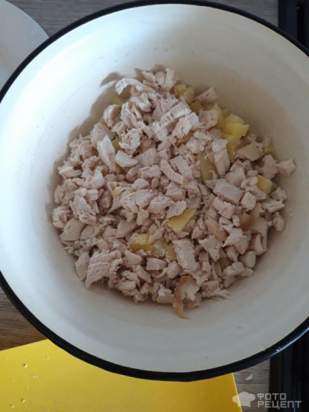 Рецепт: Окрошка на айране - Полезная и освежающая еда в летнюю жару! Рецепт: Окрошка на айране - Полезная и освежающая еда в летнюю жару!